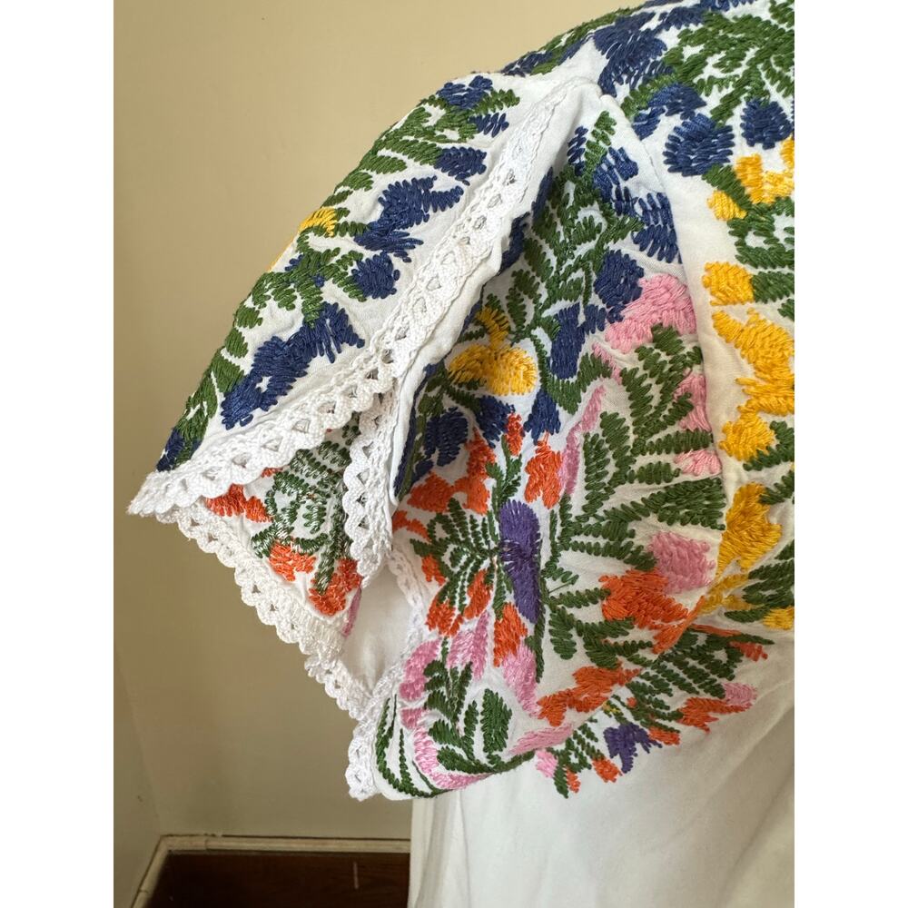 Buddy Basics Embroidered Floral Boho Dress White Puebla Style Small - Picture 4 of 12
